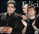 El ganador del Premio Nadal, Eduardo Lago (i), y la finalista Marta Sanz, durante la gala de entrega celebrada esta noche en la ciudad catalana. 